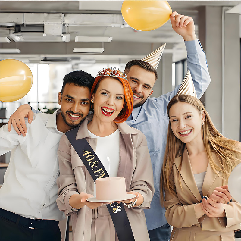 Zestaw dekoracji na 30-50 urod – Birthday Sash Glitter recenzja i cena