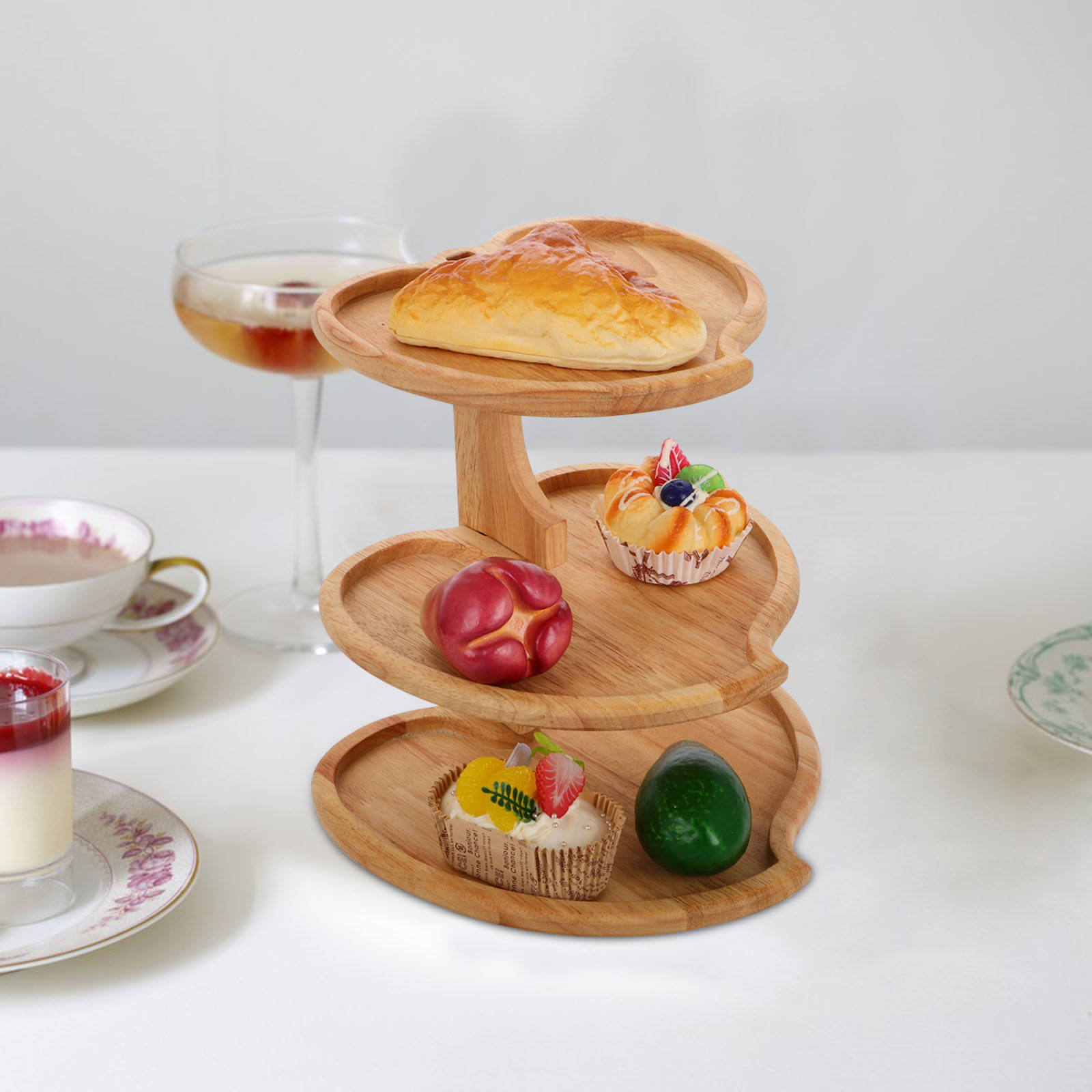 Trzypoziomowy drewniany stojak – Cupcake Stand Tier recenzja i cena